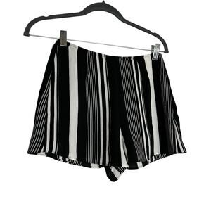 Show Me Your Mumu Black & White Striped Lightweight Shorts Size XS